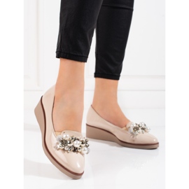 W. Potocki Zapatos de salón de mujer Potocki con cuña beige 1
