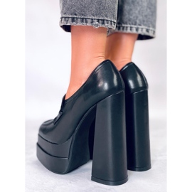 Mocasines negros con tacón Ambra 5