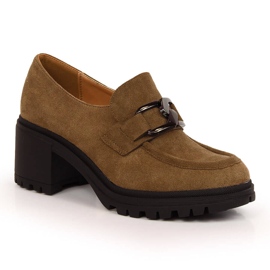 Zapatos de salón ante marrón con cadena Vinceza 10921 1
