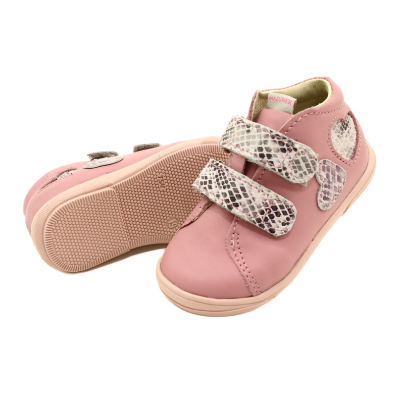 Zapatos velcro Mazurek 1264 Corazones Serpiente Rosa 4