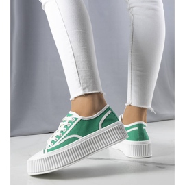 BM Zapatillas verdes en la plataforma Dolores 2