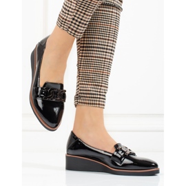 W. Potocki Zapatos lacados de mujer con cuña baja de Potocki negro 1 W. Potocki Zapatos lacados de mujer con cuña baja de Potocki negro 1