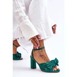 Sandalias de tacón alto Callum verde de moda con un lazo 5