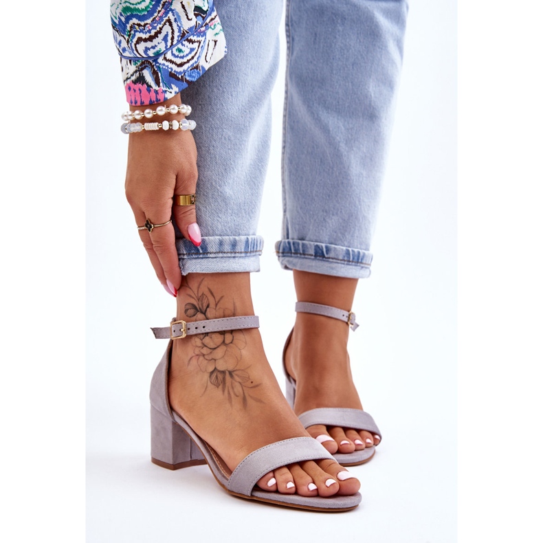 PS1 Sandalias de ante con tacón bajo en gris Quincy 1