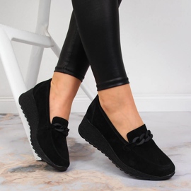 Mocasines de cuero Filippo DP3632 en una cuña con una cadena negro 1 Mocasines de cuero Filippo DP3632 en una cuña con una cadena negro 1