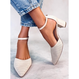 BM Rossi Zapatos de salón beige con cinturón 4