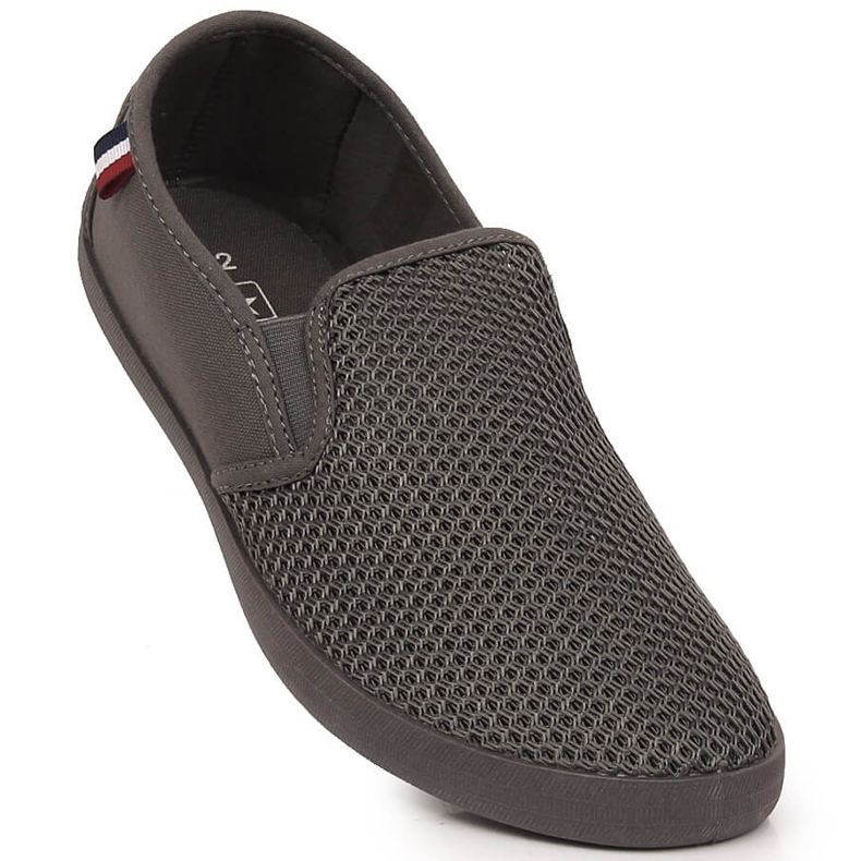 Zapatillas slip-on de hombre caladas, gris News 3636 1