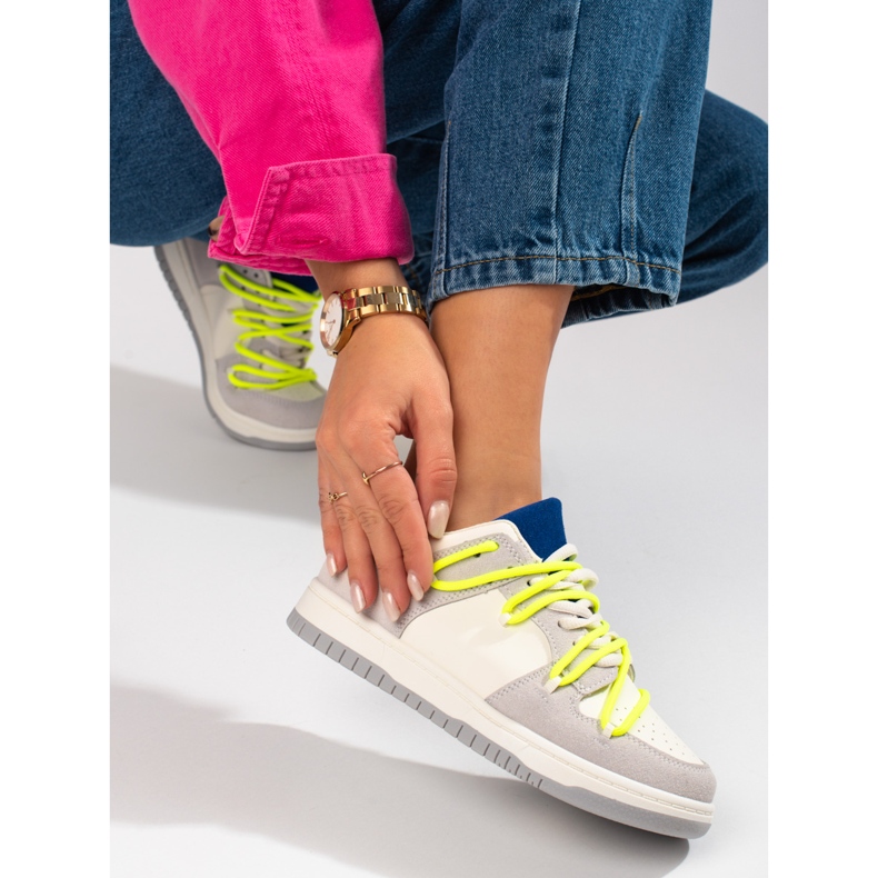 Deportivas Shelovet con cordones amarillos blanco 2