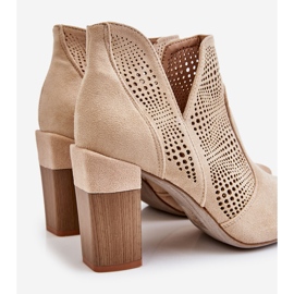 PM1 Botas Tacón Ante Calado Beige Claro Leanna marrón 1 PM1 Botas Tacón Ante Calado Beige Claro Leanna marrón 1