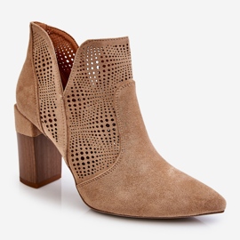 PM1 Botas Tacón Ante Calado Beige Leanna 3