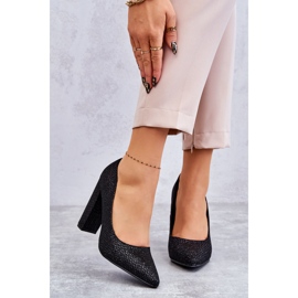 Bombas brillantes en el talón negro 1