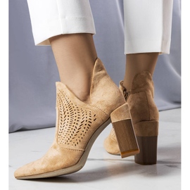 PA1 Botas caladas beige oscuro de Hachée 2