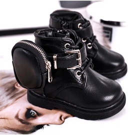 Botas de chicas de invierno con un bolso negro 2
