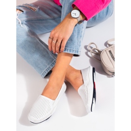 Mocasines mujer calados slip-on blanco Shelovet 2
