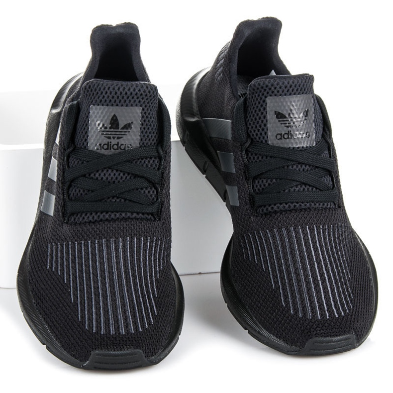 Adidas swift run j negro 1