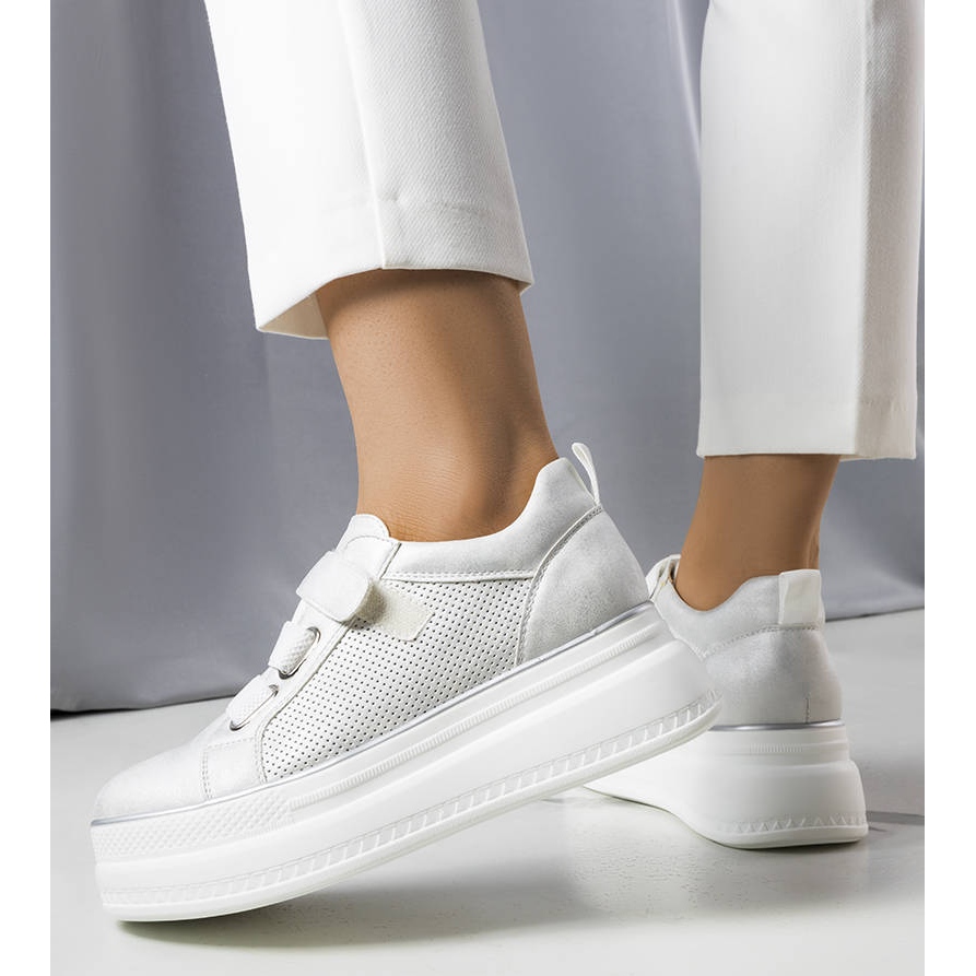 PA1 Zapatillas plateadas con plataforma de Armina