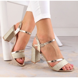 Sandalias mujer brocado dorado en poste Vinceza 2255 3