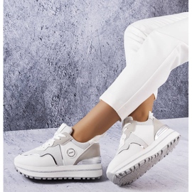 BM Deportivas blancas con aplicaciones de purpurina de Léves blanco 2