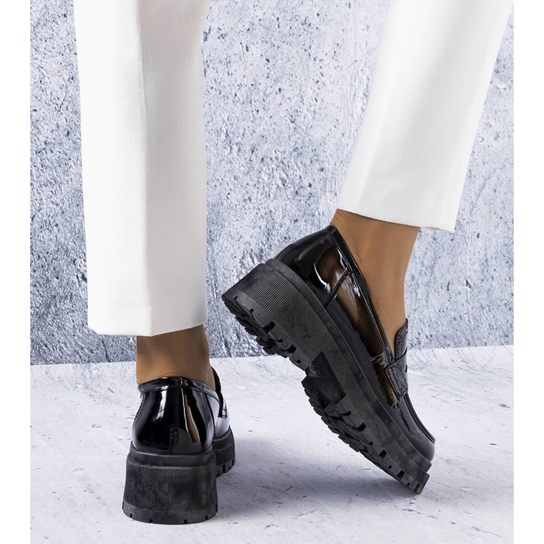 Seastar Zapatos de salón lacados en negro de Phaneuf 1