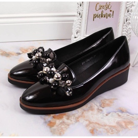 Zapatos cuña de mujer con abalorios negros Potocki 3