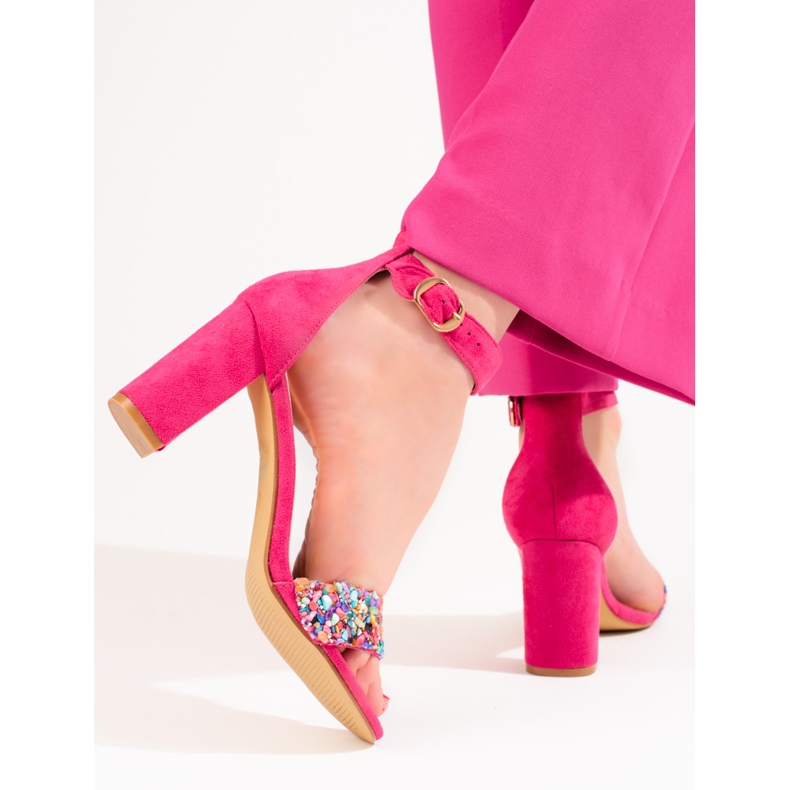 Elegantes sandalias fucsia con cuentas de Shelovet rosado 2