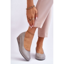 Vinceza Zapatos de salón clásicos con cuña Graysen en gris 1