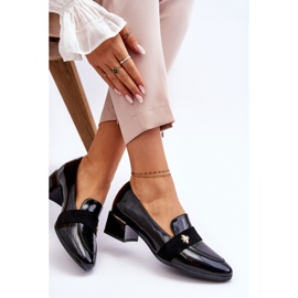Vinceza Zapatos De Tacón Bajo De Charol Negro Con Adorno Doria 5