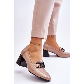 Vinceza Zapatos De Salón De Charol Con Cadena Beige Keilani 7