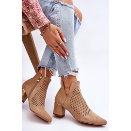 Vinceza Botín de ante calado con cut-out sobre tacón Blakely beige 7