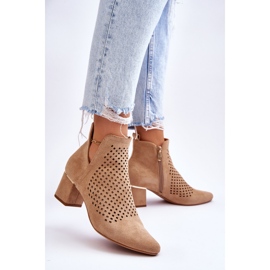 Vinceza Botín de ante calado con cut-out sobre tacón Blakely beige 3