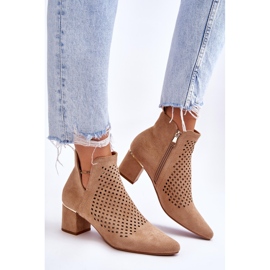Vinceza Botín de ante calado con cut-out sobre tacón Blakely beige 5