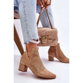 Vinceza Botín de ante calado con cut-out sobre tacón Blakely beige 8