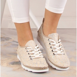 Deportivas mujer piel ligera beige Artiker 52C0691 4