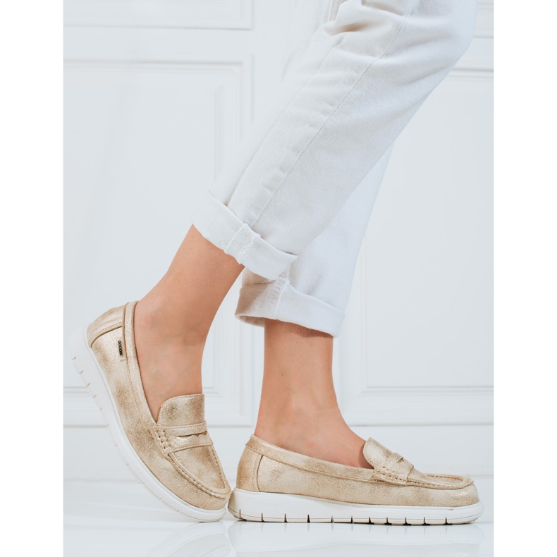 Mocasines mujer Shelovet dorado con suela flexible 2