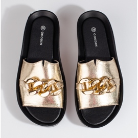 Cómodas zapatillas Shelovet de mujer doradas con cadena dorado 5