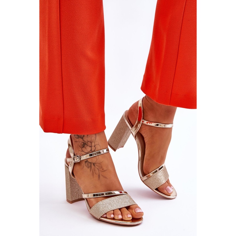Vinceza Sandalias de tacón alto Alicia en dorado brillante 2