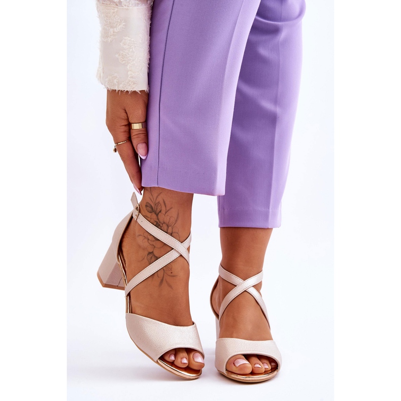 Vinceza Sandalias Mujer Piel Tacón Bajo Golden Quinn dorado 1