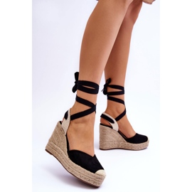 Sandalias Atadas Con Cuña Alta Lendy Negro 2
