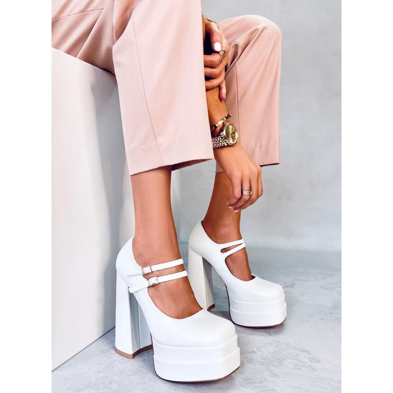 BM Zapatos de tacón con plataforma de grano blanco Loit 1