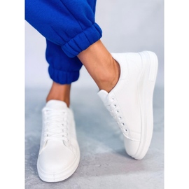 BM Maes zapatillas blancas con cuña blanco 1