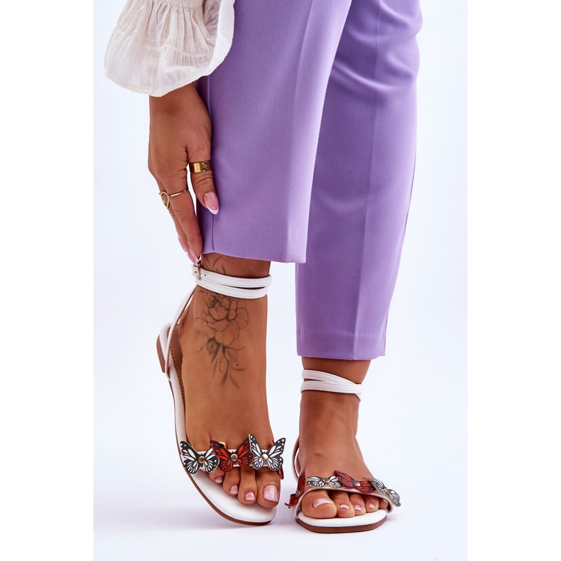 Sandalias De Mujer Con Mariposas Decorativas Jeane Blanco 1