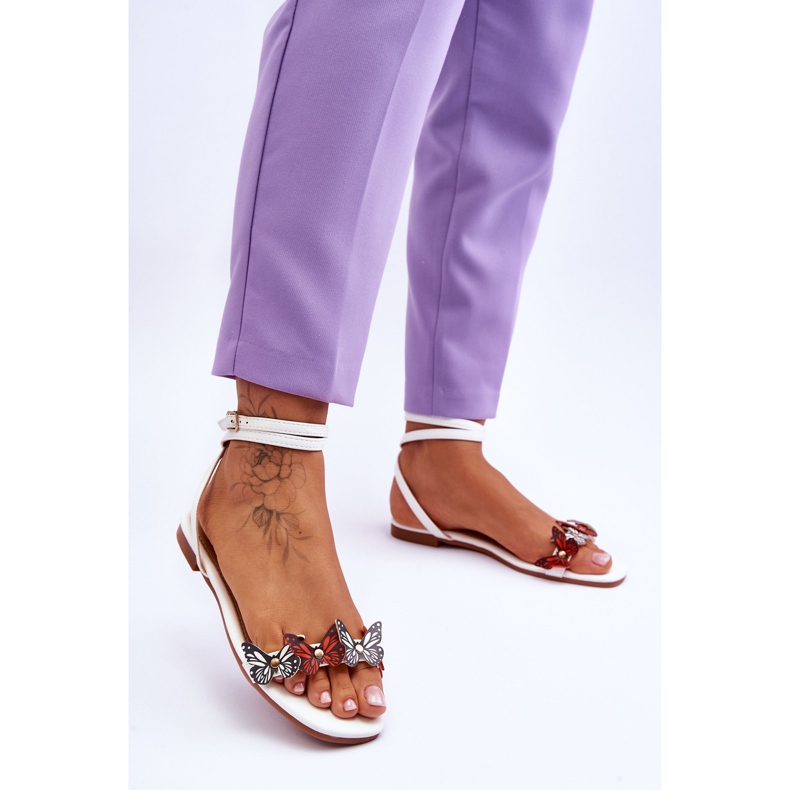 Sandalias De Mujer Con Mariposas Decorativas Jeane Blanco 2