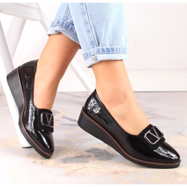 Zapatos cuña mujer lacados en negro Jezzi RMR2265-3 1