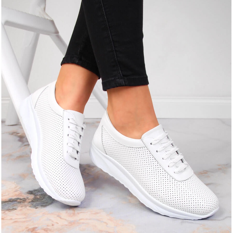 Zapato mujer piel calado blanco T.Sokolski W22-382 1