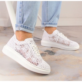 Zapatos de mujer con cordones en la plataforma blanca Artiker 50C1115 blanco 6