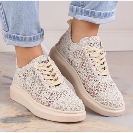 Zapatos de mujer con cordones en la plataforma beige Artiker 50C1117 1