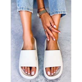BM Pantuflas cojín Yang Blanco 1