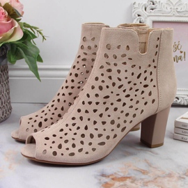 Botas caladas beige primavera mujer en poste Jezzi 4