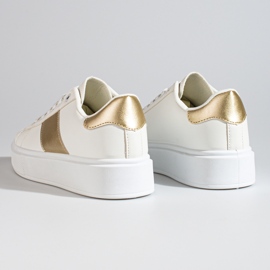 Zapatillas blancas de mujer en la plataforma Shelovet. blanco 6