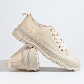 Zapatillas clásicas de mujer en la plataforma Shelovet. beige 4